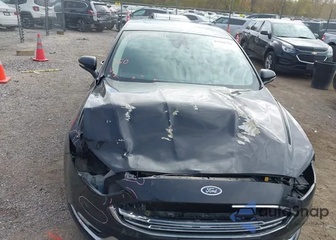 2017 Ford Fusion Titanium из США, поврежденный, VIN 3FA6P0K93HR163504